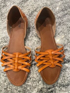 Mossimo (Target) Women's Cognac Leather Woven-Strap Flat Sandals 9.5